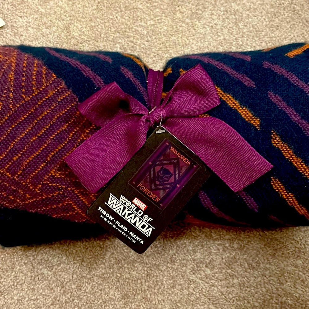 Black Panther Throw Blanket World Of Wakanda Forever Disney Parks Marvel 60"x50"